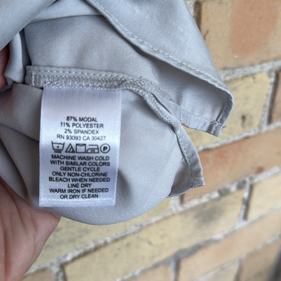 NIC&ZOE Elegant Gray Modal Sleeveless Top - Picture 3 of 5